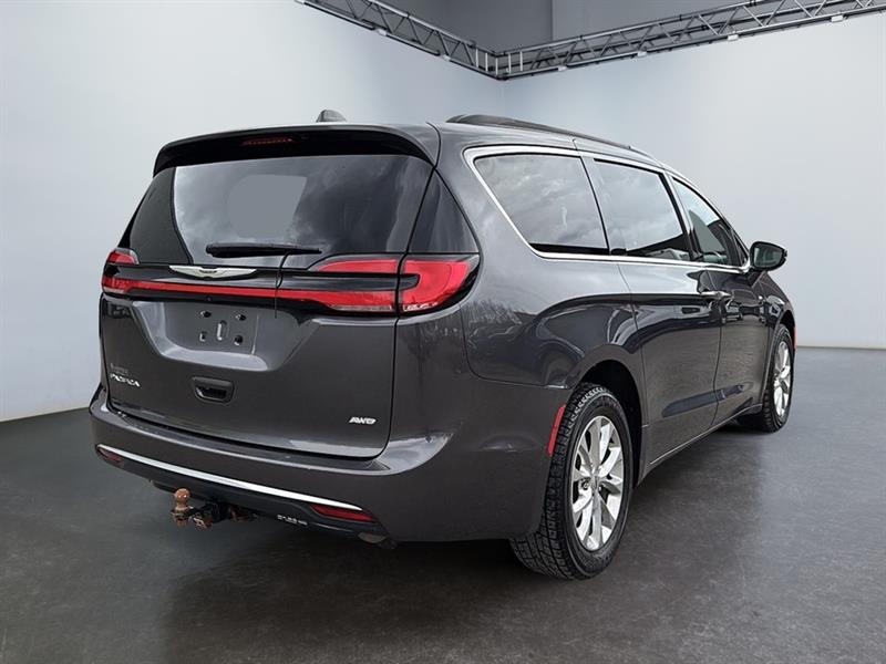 chrysler Pacifica 2022 - 9
