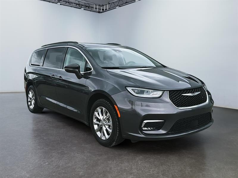 chrysler Pacifica 2022 - 11
