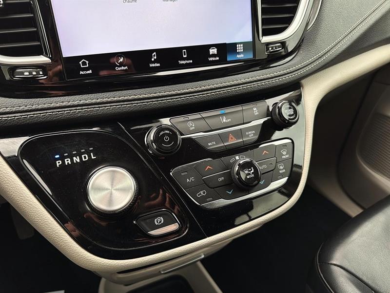 chrysler Pacifica 2022 - 36