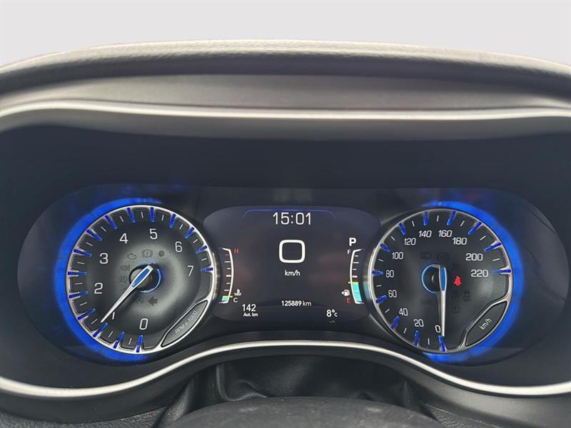 chrysler Pacifica 2022 - 38