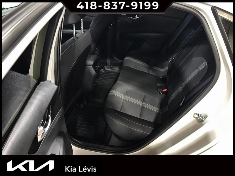 kia Forte 2024 - 13
