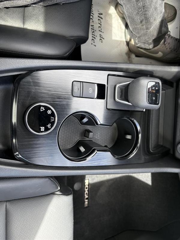 nissan Rogue 2022 - 32