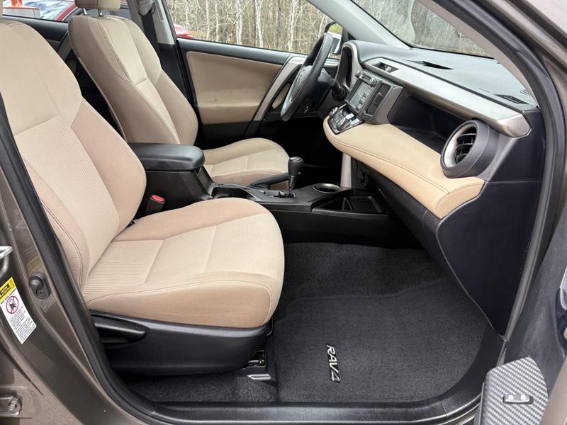 toyota RAV4 2014 - 32