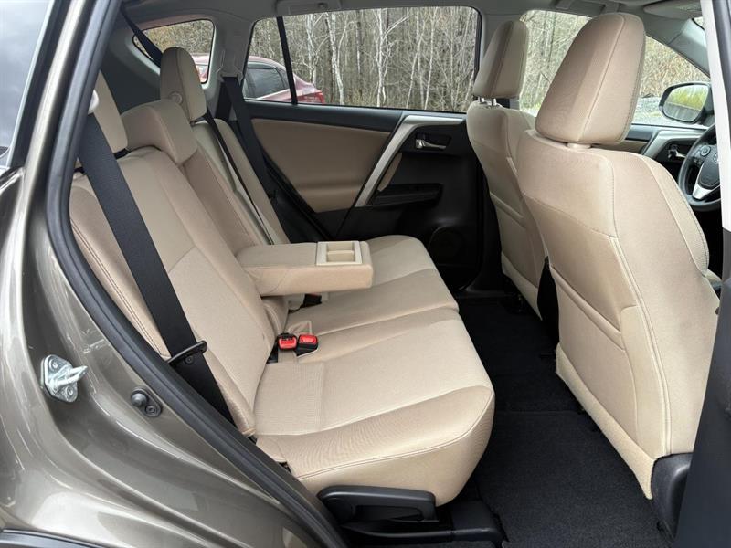 toyota RAV4 2014 - 34