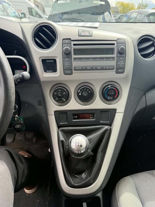 toyota Matrix 2010 - 6