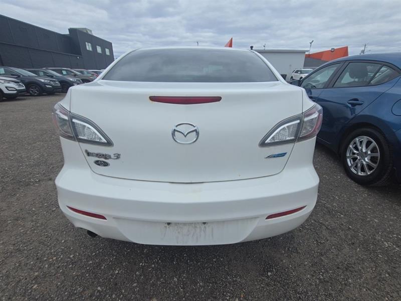 mazda Mazda3 2013 - 3