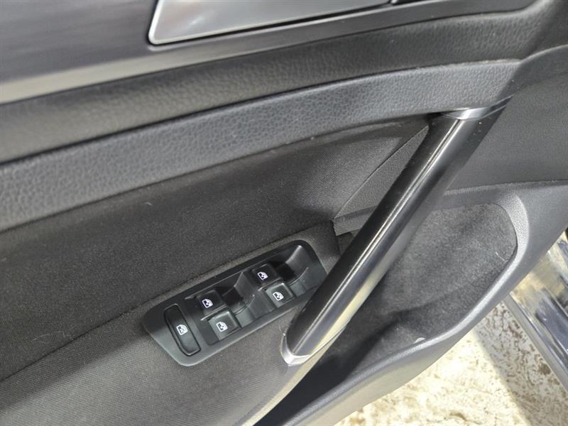 volkswagen Golf SportWagen 2018 - 10
