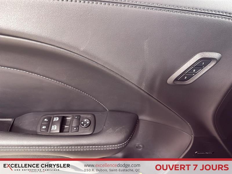 dodge Challenger 2022 - 11