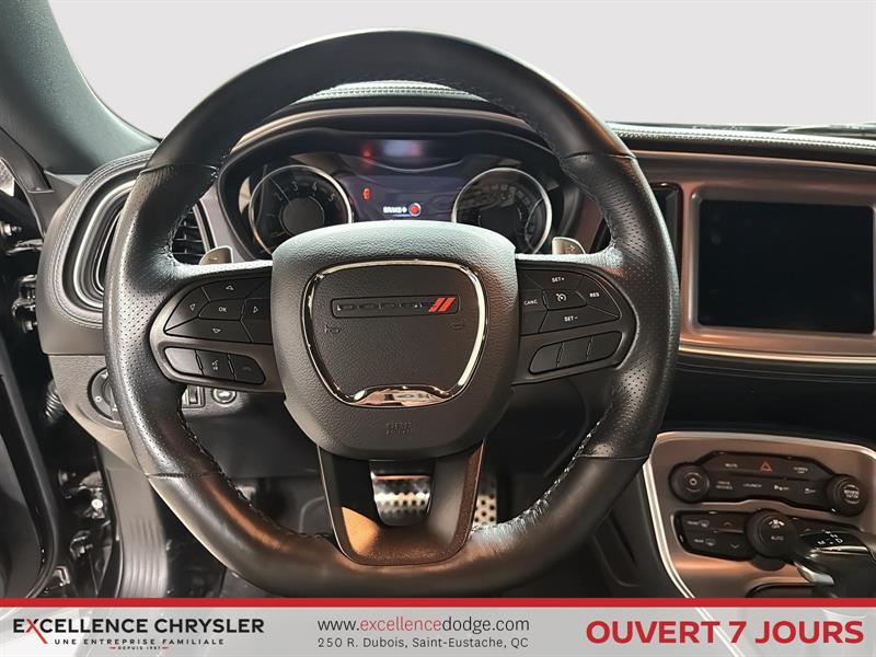 dodge Challenger 2022 - 12