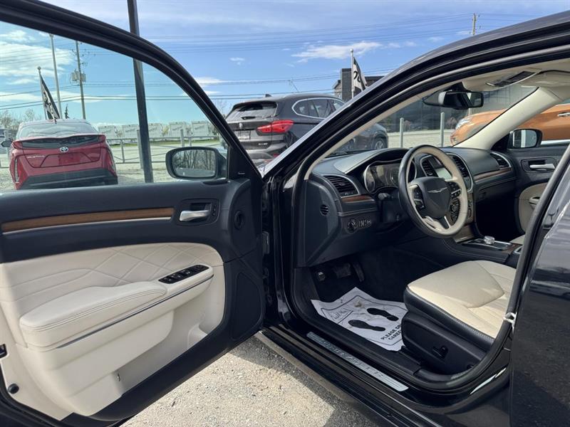 chrysler 300 2016 - 13
