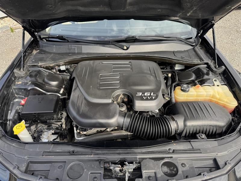 chrysler 300 2016 - 33