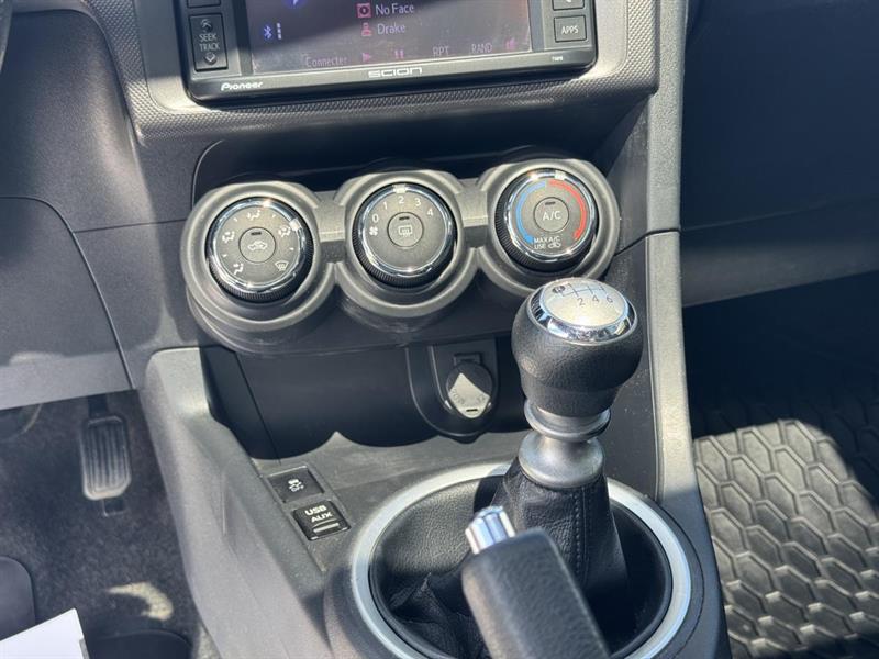 scion tC 2014 - 19