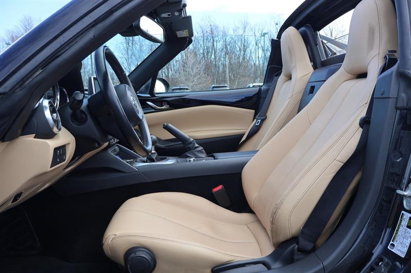 mazda MX-5 RF 2017 - 11