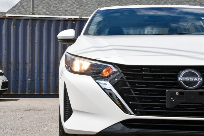 nissan Sentra 2024 - 8