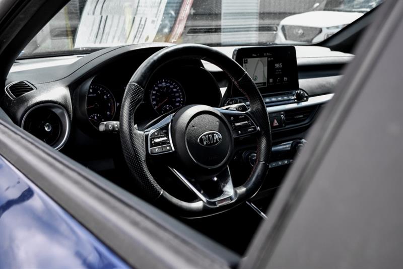 kia Forte 2021 - 11