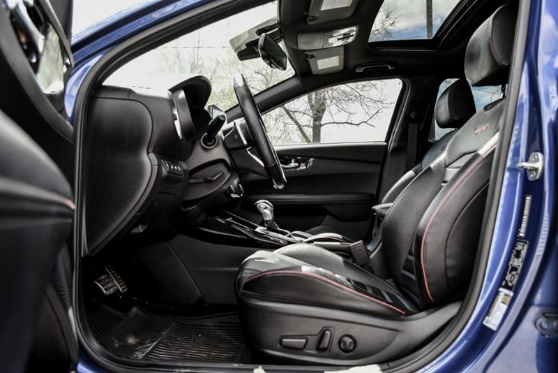 kia Forte 2021 - 12