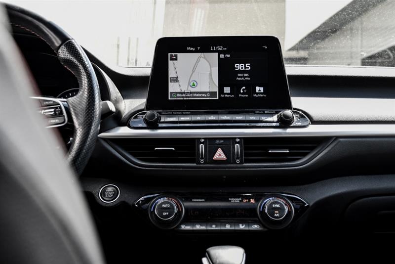 kia Forte 2021 - 18