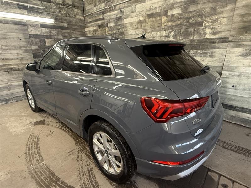 audi Q3 2022 - 14