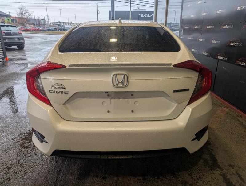 honda Civic 2017 - 9