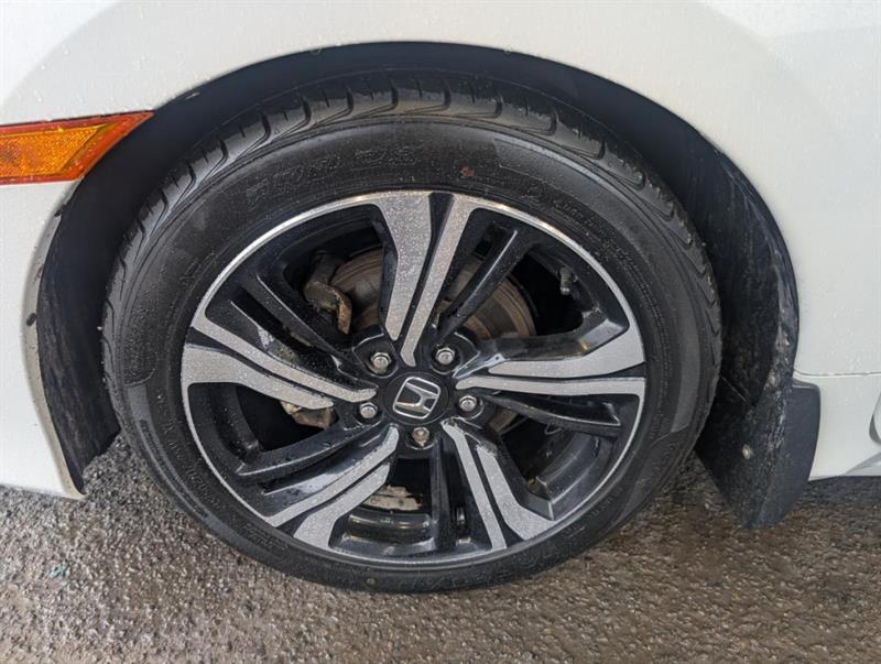 honda Civic 2017 - 32