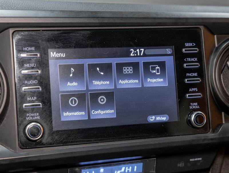 toyota Tacoma 2021 - 17