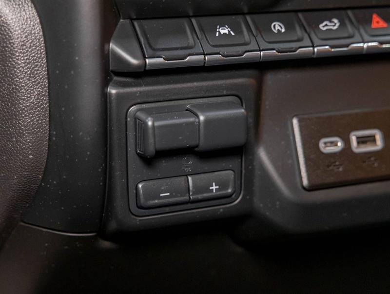 chevrolet Silverado 1500 2023 - 22
