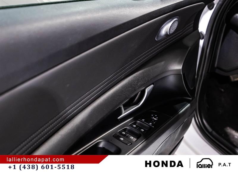 hyundai Elantra 2023 - 12
