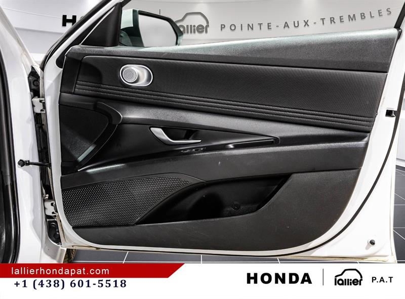 hyundai Elantra 2023 - 17