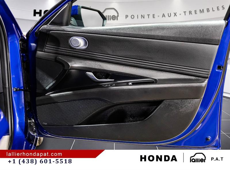 hyundai Elantra 2023 - 17