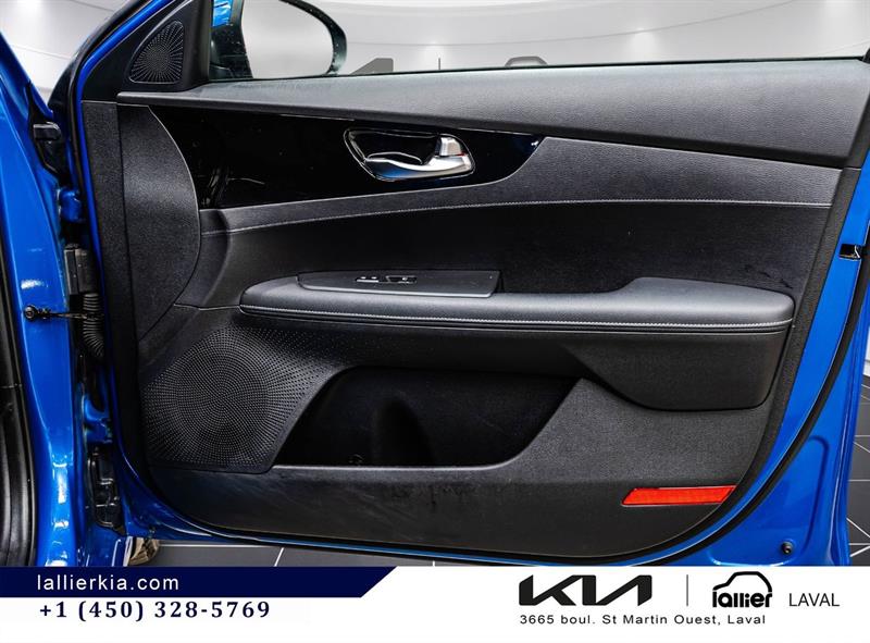 kia Forte 2023 - 16