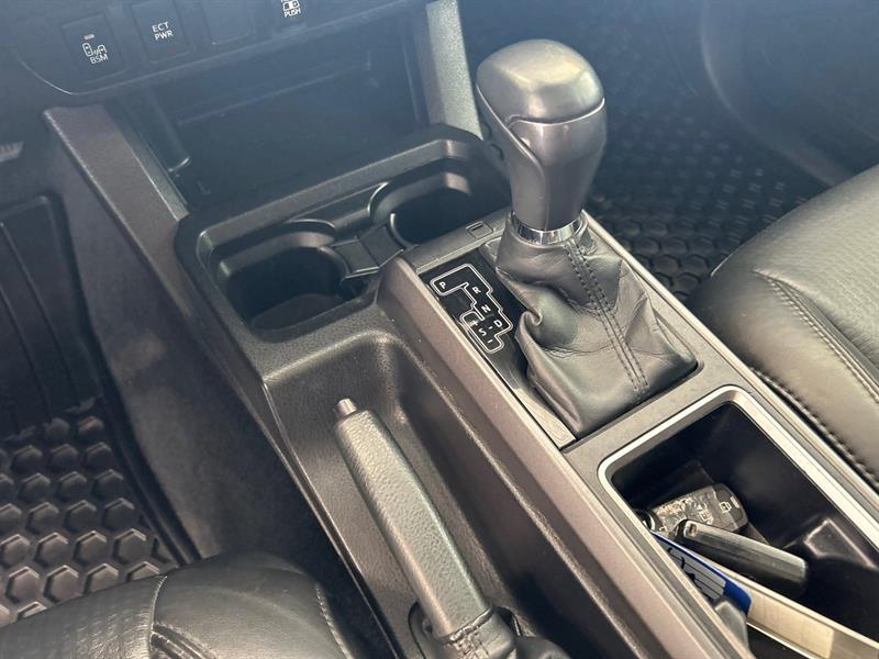 toyota Tacoma 2022 - 25