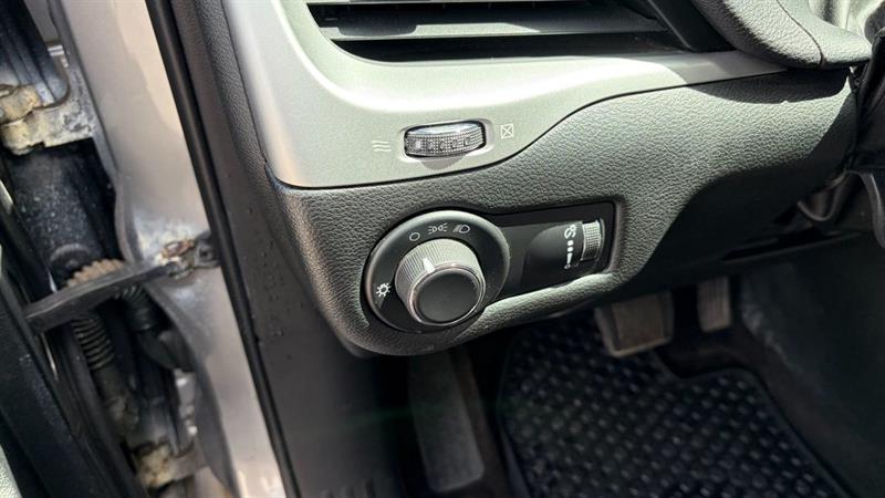 jeep Cherokee 2015 - 11