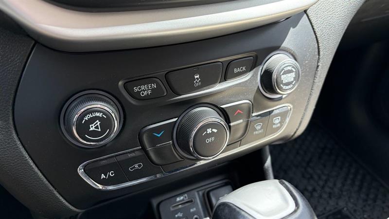 jeep Cherokee 2015 - 17