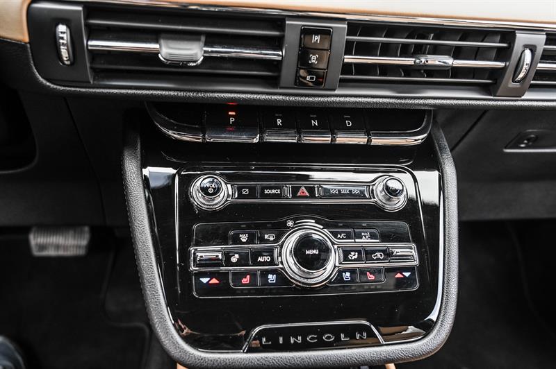 lincoln Corsair 2021 - 15