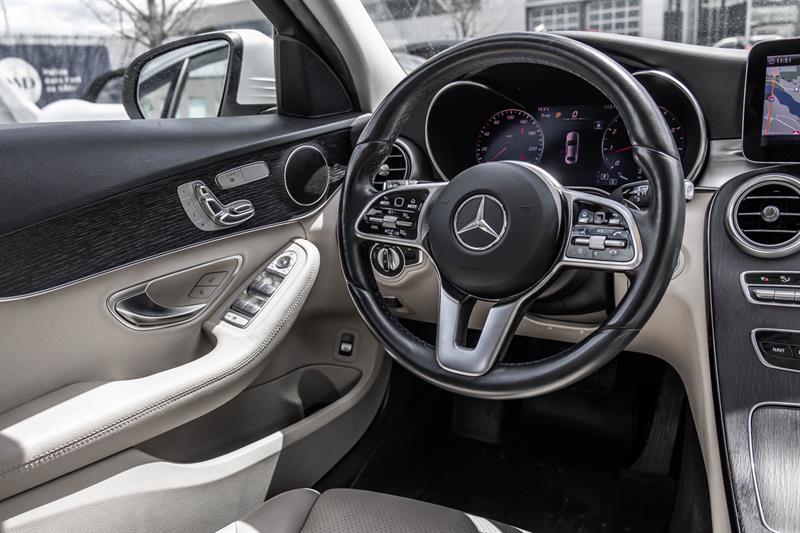 mercedes-benz C300 2021 - 30