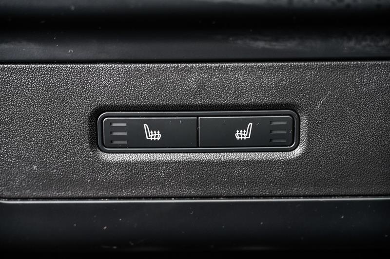 land rover Defender 2023 - 21