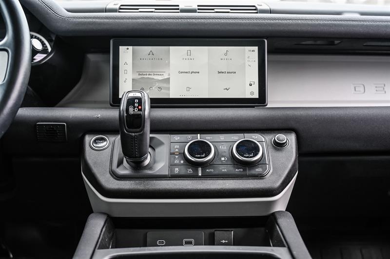 land rover Defender 2023 - 24