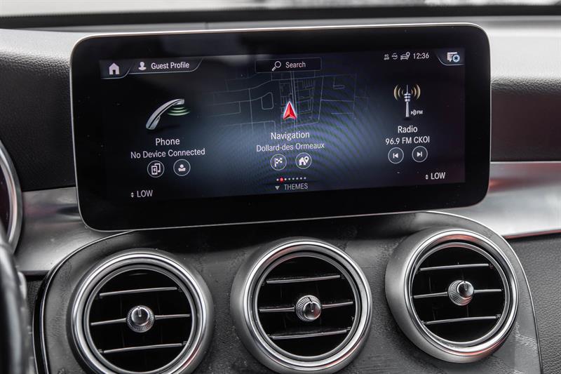 mercedes-benz GLC300 2022 - 31