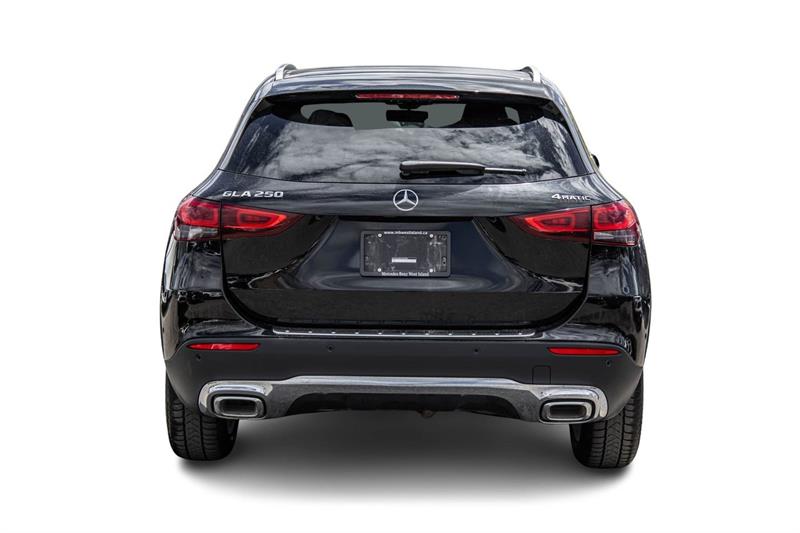mercedes-benz GLA250 2022 - 8