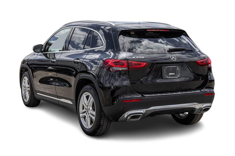mercedes-benz GLA250 2022 - 10