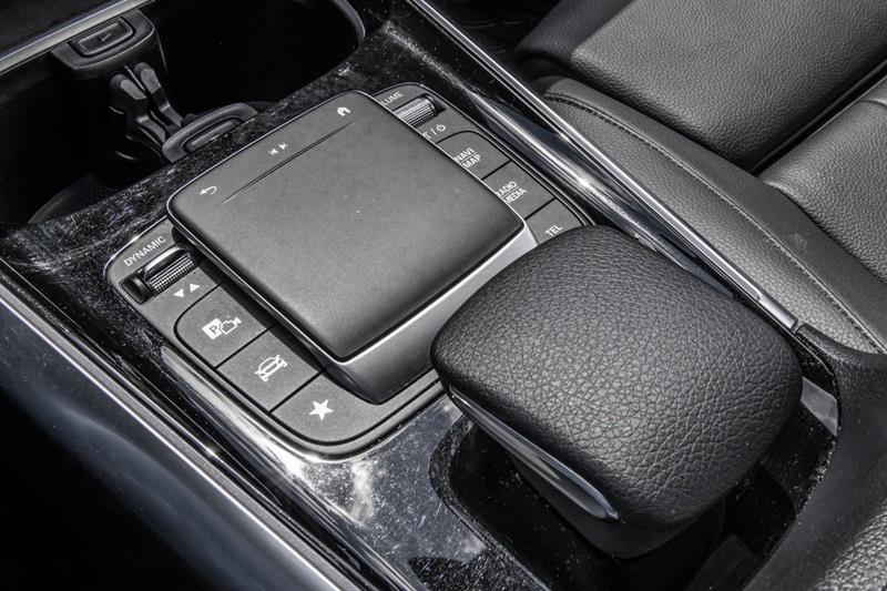 mercedes-benz GLA250 2022 - 33
