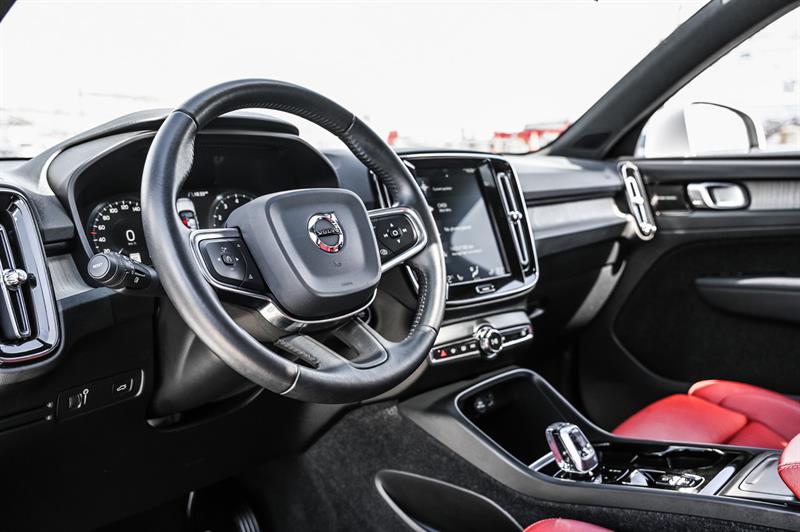 volvo XC40 2020 - 15