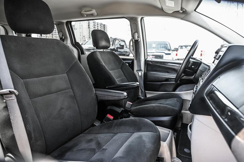 dodge Grand Caravan 2015 - 17