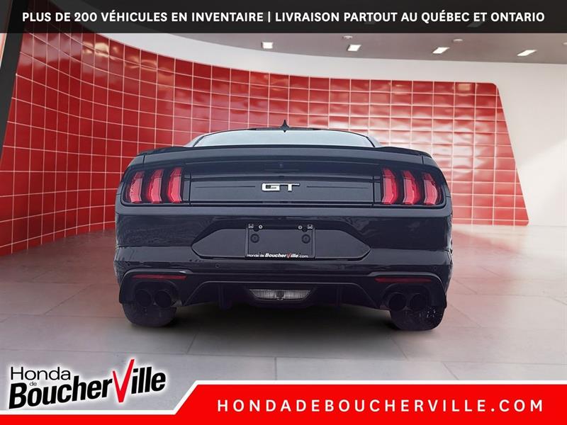 ford Mustang 2022 - 7