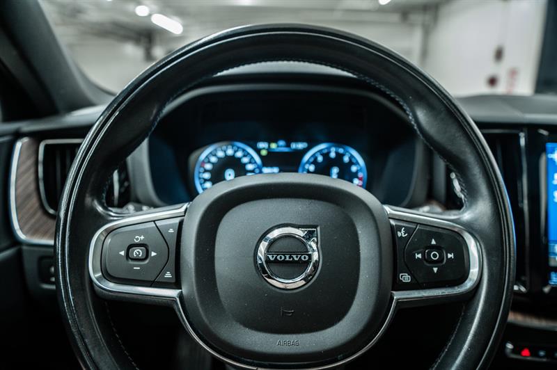 volvo XC60 2021 - 15