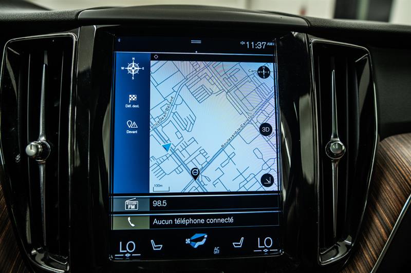 volvo XC60 2021 - 18
