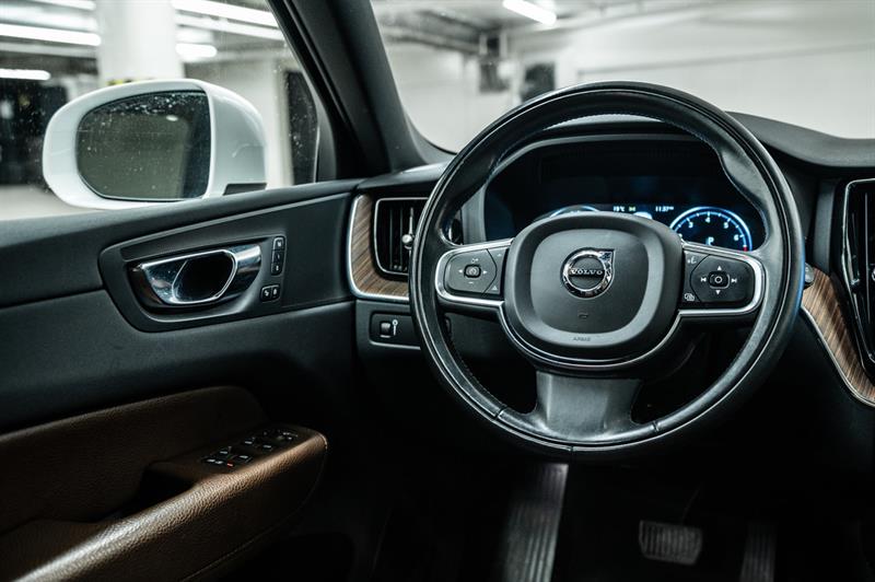 volvo XC60 2021 - 27
