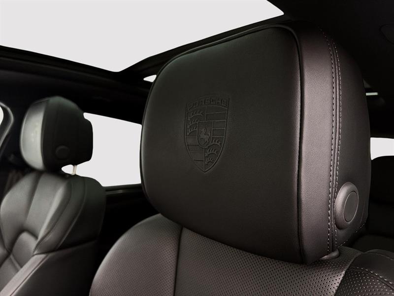 porsche Macan 2025 - 26