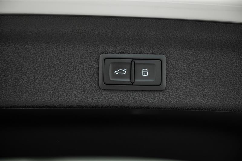 audi Q3 2022 - 12