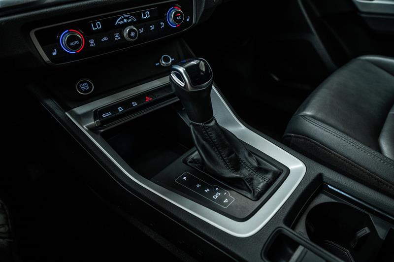 audi Q3 2022 - 26